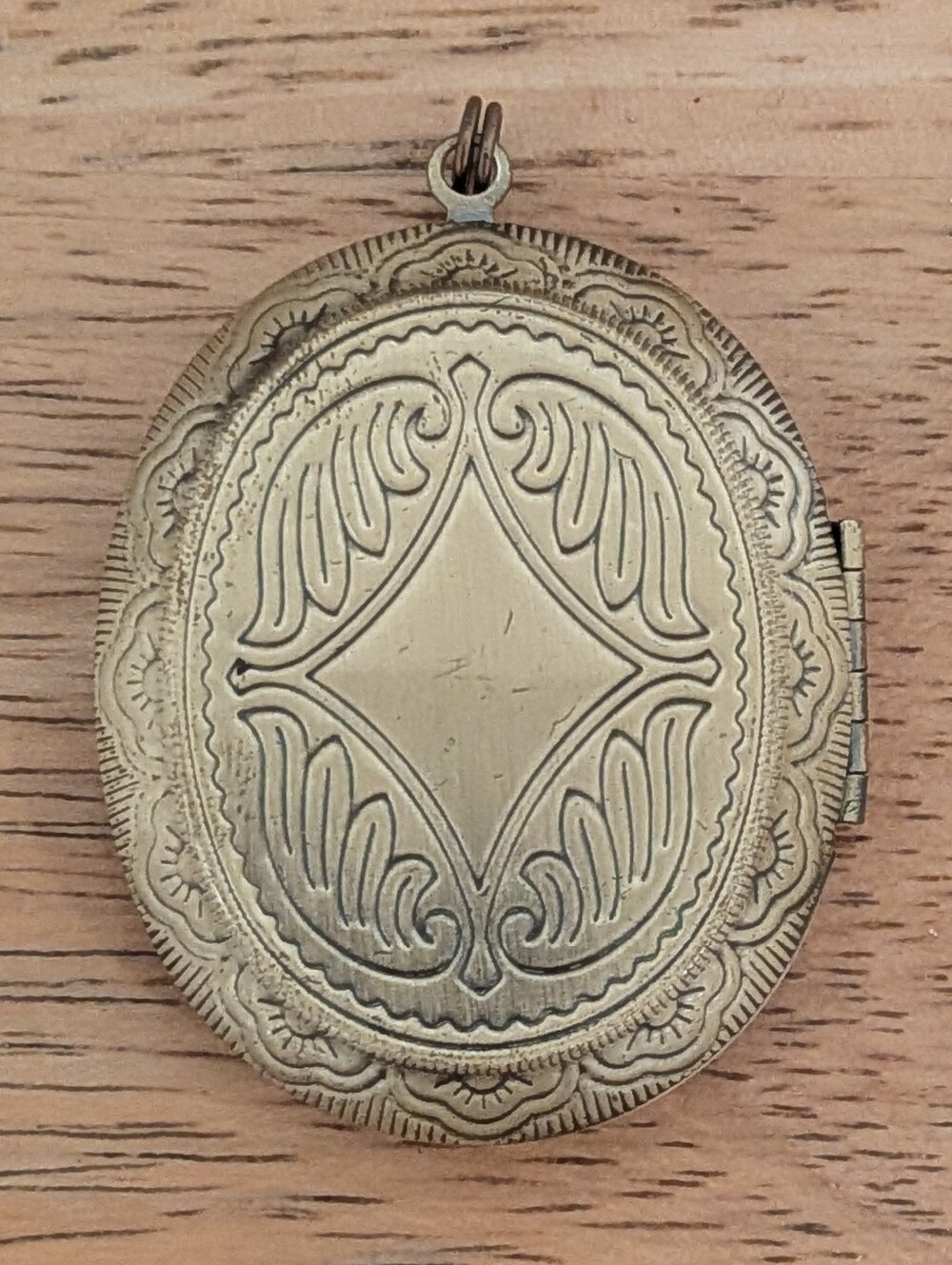 EUC A Cagey Bee Handmade Antique Robot Locket - Picture 3 of 4